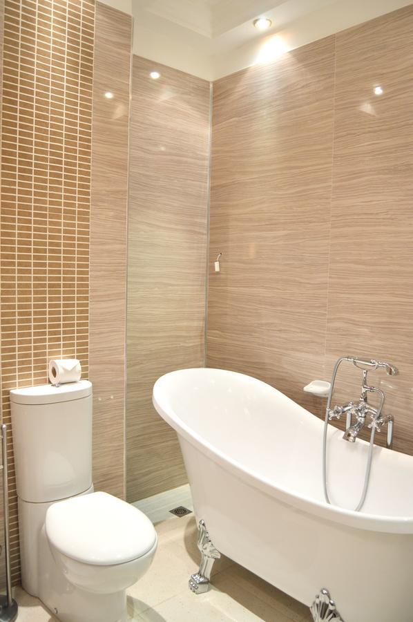 Leon Hotel Kinshasa Bagian luar foto