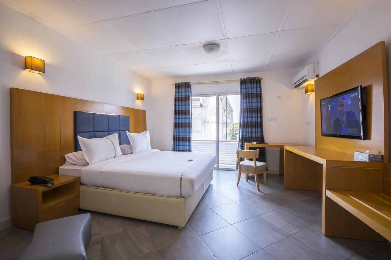 Leon Hotel Kinshasa Bagian luar foto
